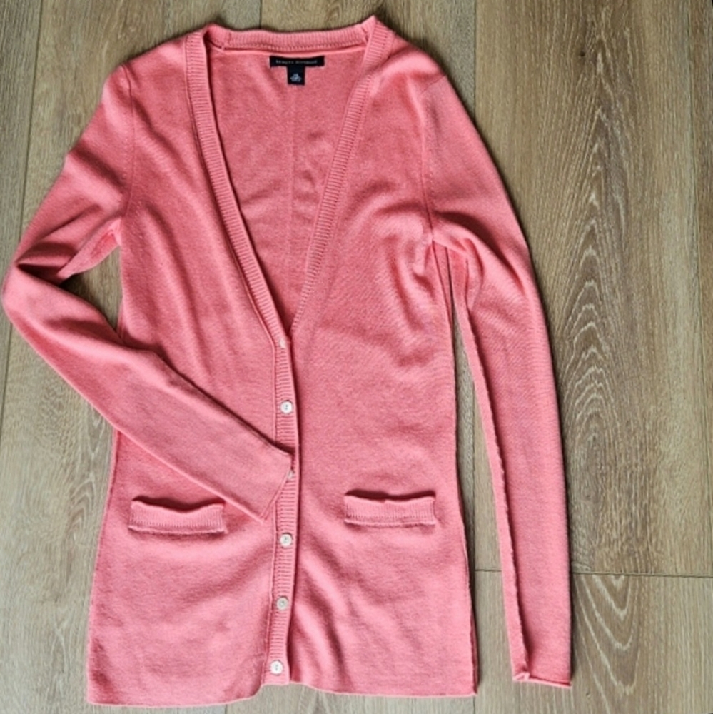Women's Banana Republic Coral Peach V-Neck Button Down Cardigan Front Pockets